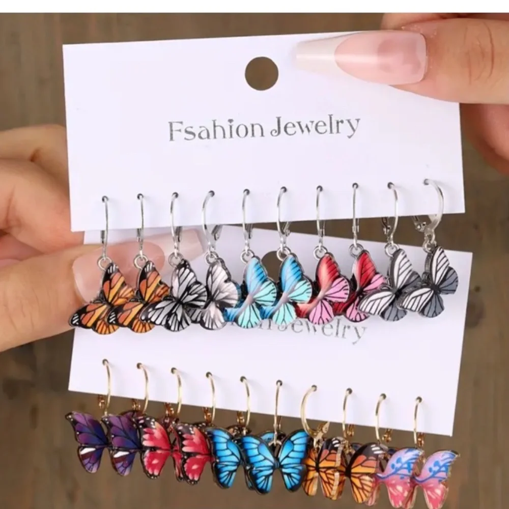 NWT Vibrant Butterfly Pierced Dangle Earrings!  Set of 5!